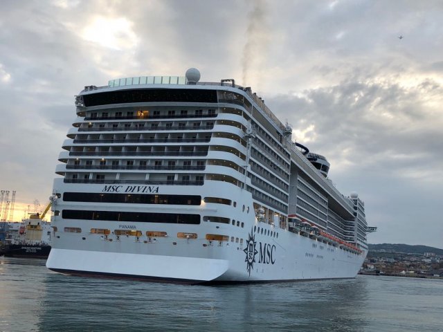 msc divina 4